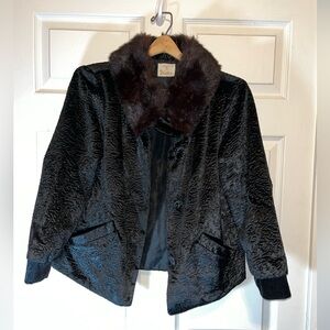 VTG 50's / 60's Styled by Winter Black Faux Fur Teddy Jacket w/ brown fur collar